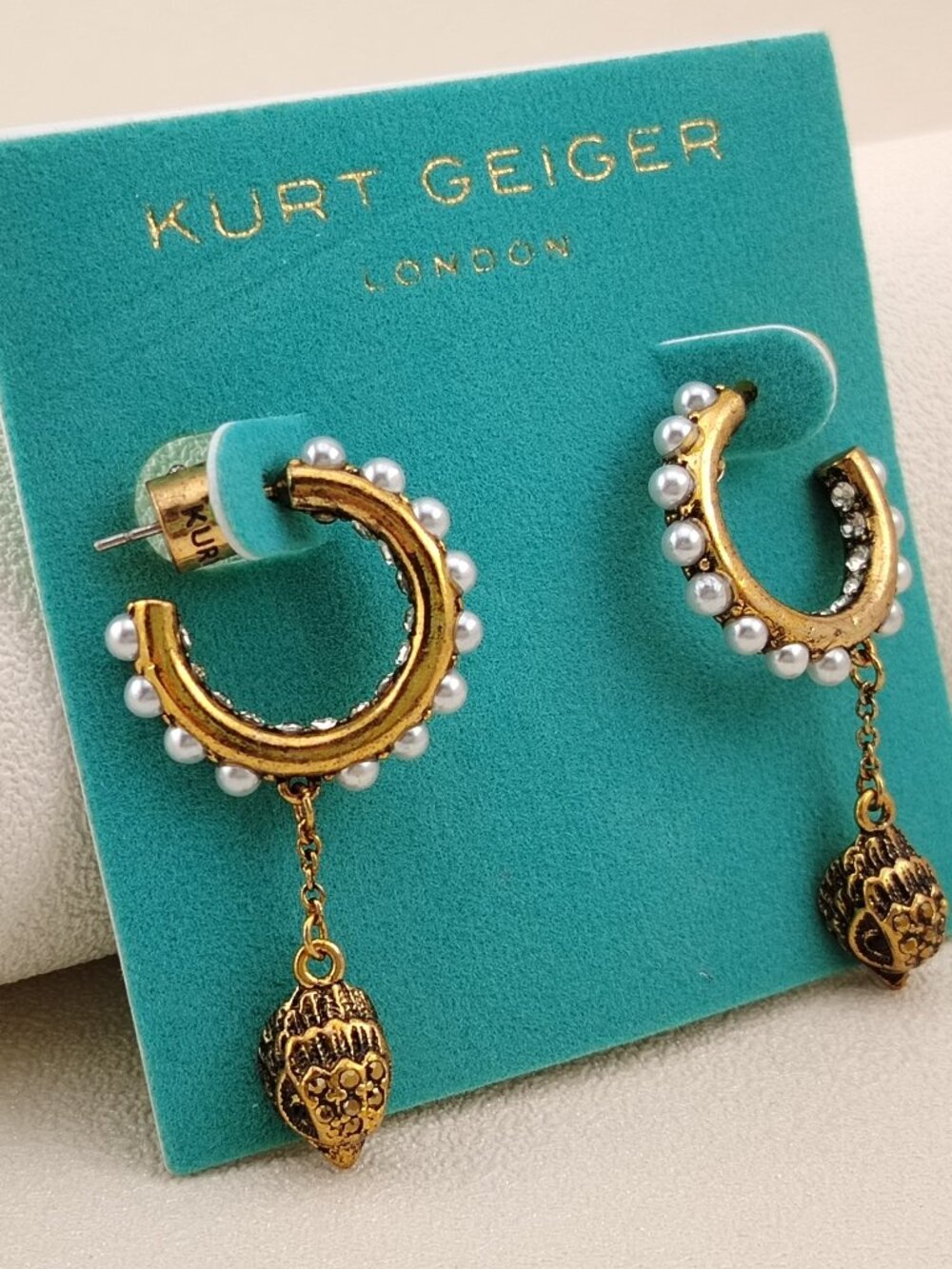 Kurt drop earrings